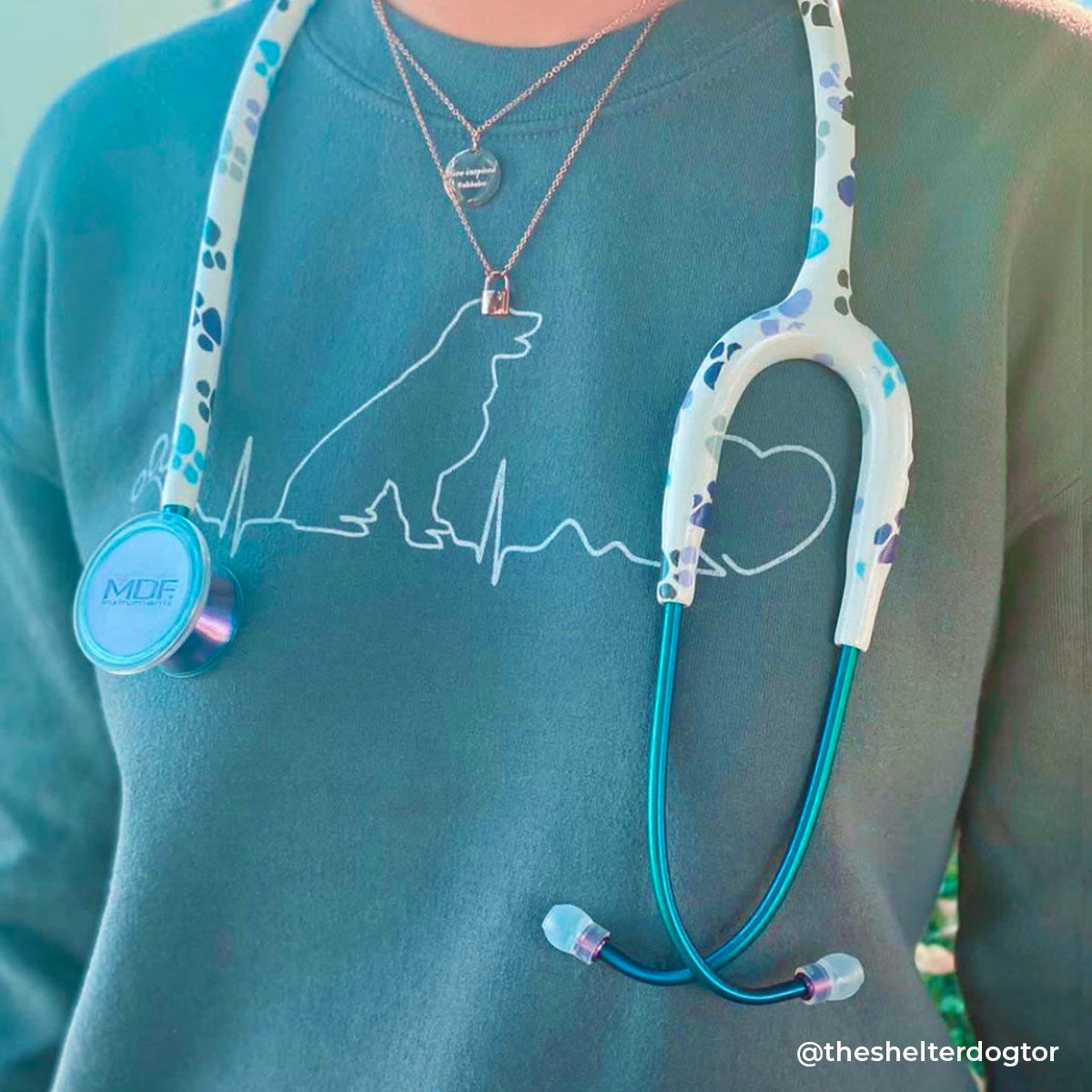 MDF Instruments MDF777TPWKL MD One® Epoch® Titanium Adult Stethoscope - Paw Print/Kaleidoscope