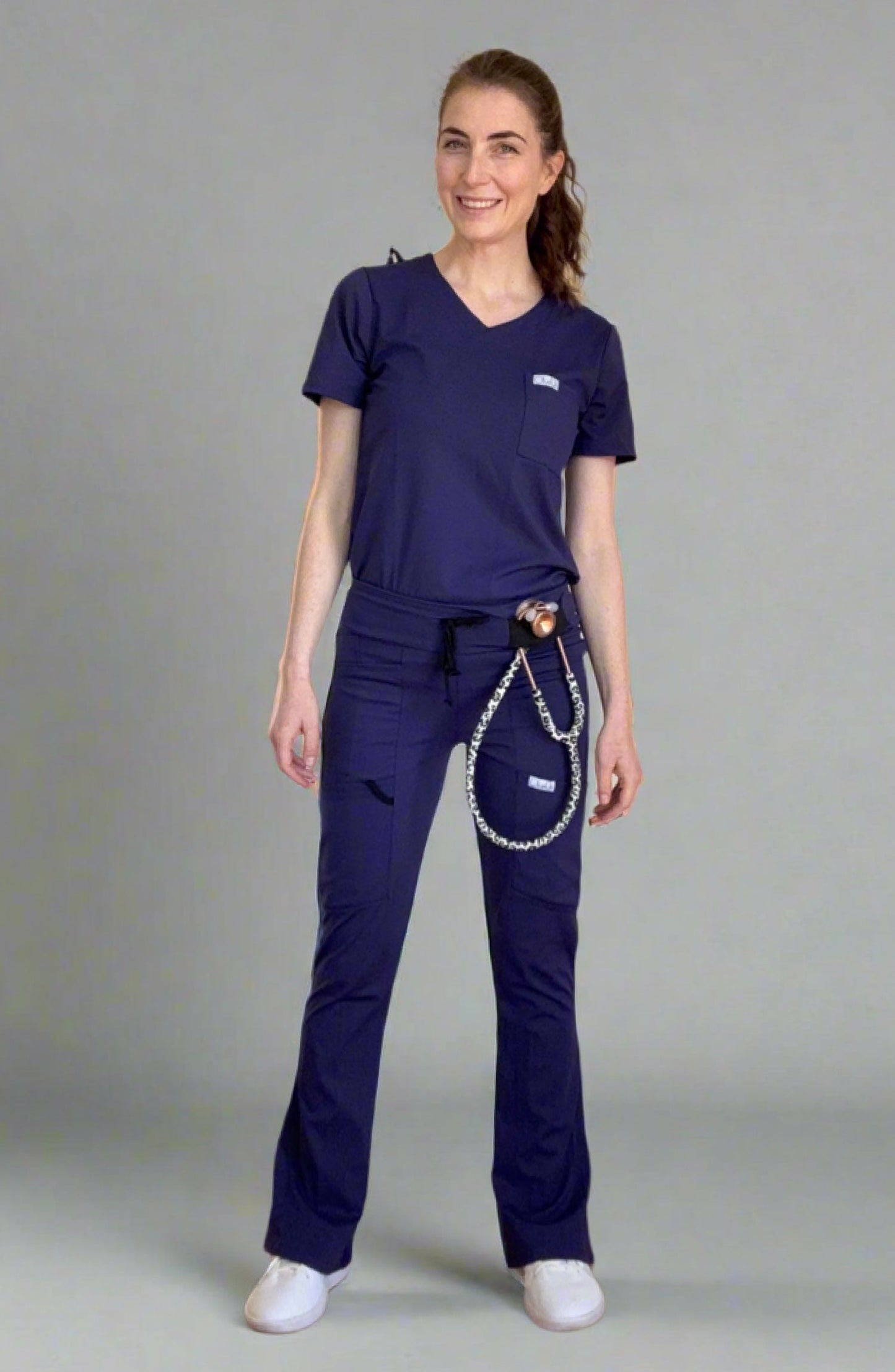 MDF Instruments OU-WO-BT-DN-0MP OliveUs Women's Bootcut Pants - Dark Navy, MP